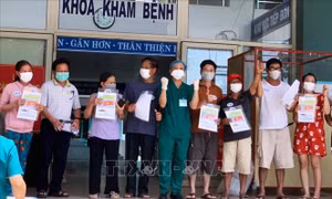 Thêm 10 bệnh nhân mắc COVID-19 ở Đà Nẵng xuất viện