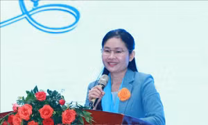 Chương trình 'Mẹ đỡ đầu' - Giúp trẻ thiếu may mắn thay đổi cuộc đời