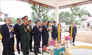 79 năm Ngày Thương binh-Liệt sĩ: Tri ân các anh hùng liệt sĩ tại Lào