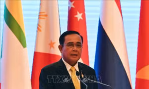Thủ tướng Thái Lan họp báo quốc tế về kết quả Hội nghị Cấp cao ASEAN lần thứ 34