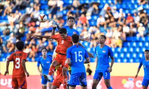U23 Singapore khuất phục U23 Campuchia trong thế trận đôi công hấp dẫn