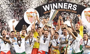Vượt qua AS Roma, Sevilla vô địch Europa League