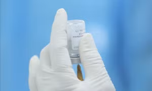 Bộ Y tế cảnh báo giả mạo trong cung ứng, mua bán vaccine phòng COVID-19