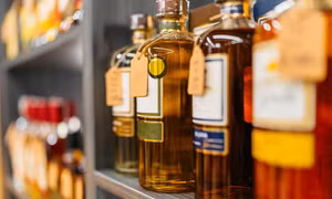 Tổng thống Mỹ tuyên bố dỡ bỏ thuế rượu whisky Scotland với Anh