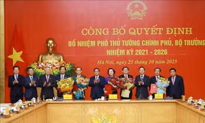 Thủ tướng Phạm Minh Chính trao Quyết định của Chủ tịch nước bổ nhiệm 2 Phó Thủ tướng Chính phủ và 3 Bộ trưởng