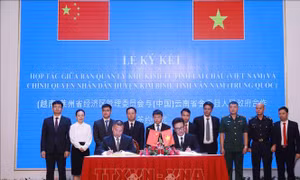 Tăng cường hợp tác quản lý cửa khẩu giữa Lai Châu và tỉnh Vân Nam (Trung Quốc)