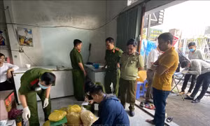 Kiểm tra, xử lý vi phạm an toàn thực phẩm dịp Tết Tân Sửu