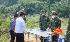 'Lũy thép' chống dịch COVID-19 trên tuyến biên giới