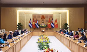 Thủ tướng Chính phủ Phạm Minh Chính hội kiến Chủ tịch Quốc hội Cộng hòa Cuba