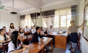 Ngày tôn vinh Tiếng Việt 8/9: Nhịp cầu thân thương giữa hai nước Việt Nam - Lào