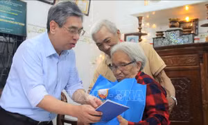 Lưới an sinh xã hội bao phủ rộng khắp Thành phố mang tên Bác