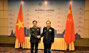 Bộ trưởng Phan Văn Giang gặp song phương Bộ trưởng Quốc phòng Campuchia, Trung Quốc