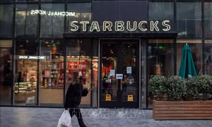 Starbucks mở cửa hàng đầu tiên trong ga tàu điện ngầm ở Hàn Quốc