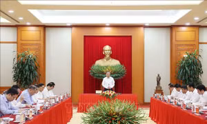 Tổng Bí thư chủ trì làm việc với Ban Thường vụ Đảng ủy Bộ Ngoại giao