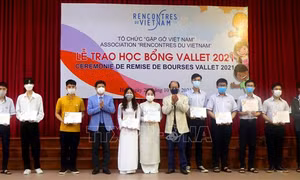 229 học sinh, sinh viên tại Thừa Thiên - Huế nhận học bổng Vallet