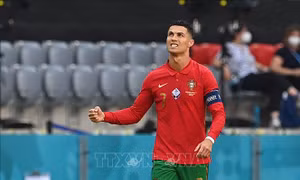 HLV Ten Hag nói về tương lai của CR7 sau 2 trận liên tiếp cho ngồi dự bị