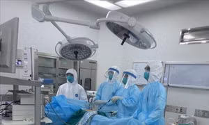 Đẩy mạnh nghiên cứu, sản xuất máy thở trong nước