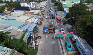 Tai nạn liên hoàn, Quốc lộ 22 ùn tắc nhiều giờ