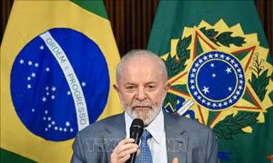 Chuyên cơ chở Tổng thống Brazil gặp sự cố kỹ thuật