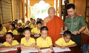 Bậc chân tu kết hợp nhuần nhuyễn giáo lý nhà Phật với tư tưởng Hồ Chí Minh