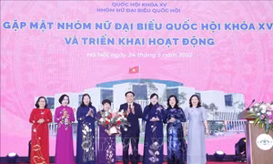 Chủ tịch Quốc hội dự gặp mặt và triển khai hoạt động của Nhóm nữ đại biểu Quốc hội khóa XV