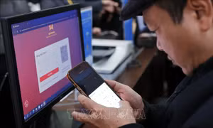 Hà Nội: Xã, phường tiếp nhận tối thiểu 60% thủ tục hành chính theo hình thức trực tuyến
