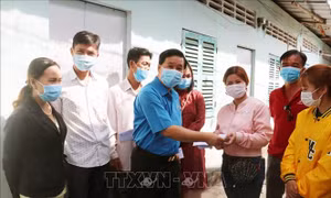 Tết đầm ấm, nghĩa tình cho công đoàn viên, người lao động xa quê
