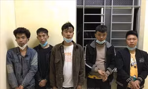 Bắt giữ 5 người Trung Quốc nhập cảnh trái phép tại Long An