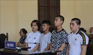 Cướp tiền ăn trộm được, cả nhóm lãnh án tù