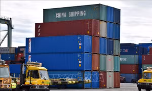 Tủ gỗ và bàn trang điểm nhập khẩu của Trung Quốc bị Mỹ áp thuế
