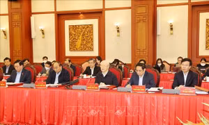 Tổng Bí thư chủ trì họp Bộ Chính trị về phát triển Hà Nội 