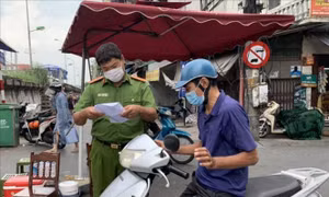 Hà Nội: Thu hẹp phong tỏa tại ổ dịch COVID-19 phường Chương Dương