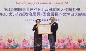 Lễ trao Huân chương của Chính phủ Nhật Bản tặng nguyên Chủ tịch Quốc hội Nguyễn Thị Kim Ngân
