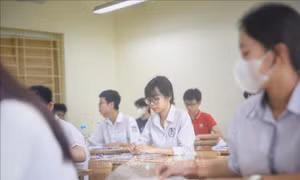 Hà Nội: Yêu cầu các trường THPT tư thục phải có phương án tuyển sinh trực tuyến