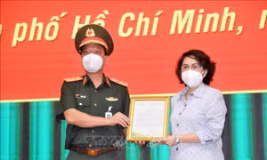 Bộ Quốc phòng hỗ trợ lương thực, nhu yếu phẩm cho người dân TP Hồ Chí Minh