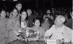 Đoàn viên, thanh niên làm theo lời Bác để 'Tuổi trẻ là mùa xuân của xã hội'