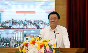 Ủy viên Bộ Chính trị Nguyễn Xuân Thắng tiếp xúc cử tri Quảng Ninh 