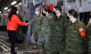 Canada điều quân tới Ba Lan với sứ mệnh nhân đạo