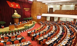 Lâm Đồng tạo điều kiện tối đa phát triển KT-XH, kiểm soát tốt dịch COVID-19
