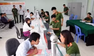 Thủ tướng yêu cầu tiếp tục rà soát để cắt giảm, đơn giản hóa thủ tục hành chính​