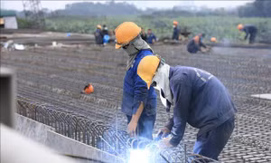 Doanh nghiệp xây dựng, vật liệu xây dựng tìm điểm sáng trong khó khăn