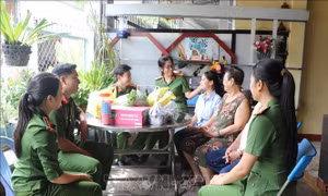 Lan tỏa yêu thương, gieo mầm hi vọng cho trẻ mồ côi