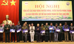 Nhiều biện pháp nâng cao nhận thức phòng tránh và xử lý hậu quả bom mìn sau chiến tranh