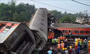 Vụ tai nạn đường sắt tại Ấn Độ: Chuyên gia kêu gọi cải thiện mạng lưới đường sắt