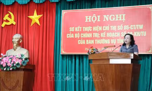 Học tập và làm theo Bác bằng những việc làm cụ thể, thực chất
