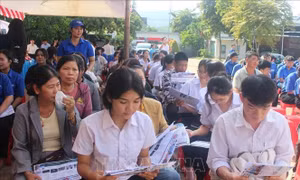 Tạo cầu nối việc làm cho lao động có nhu cầu tìm việc​