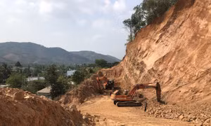 Nguy cơ xảy ra sạt lở ngay tại dự án chống sạt lở