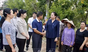 Đoàn công tác Ủy ban Trung ương MTTQ Việt Nam thăm hỏi người dân bị ảnh hưởng lũ lụt tại Bắc Ninh