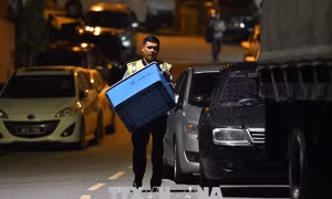 Thu hồi số nữ trang kim cương mua bằng tiền 'biển thủ' từ quỹ 1MDB của Malaysia
