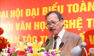 Ông Nông Quốc Bình tái đắc cử chức Chủ tịch Hội VHNT các dân tộc thiểu số Việt Nam